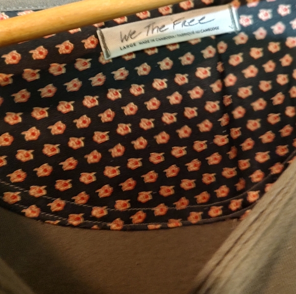 Free People Billow Sleeve Top-Large - Picture 6 of 6